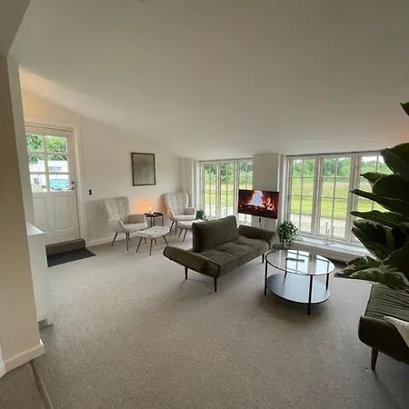 In Countryside 3 Bedroom Apartamento Helsinge