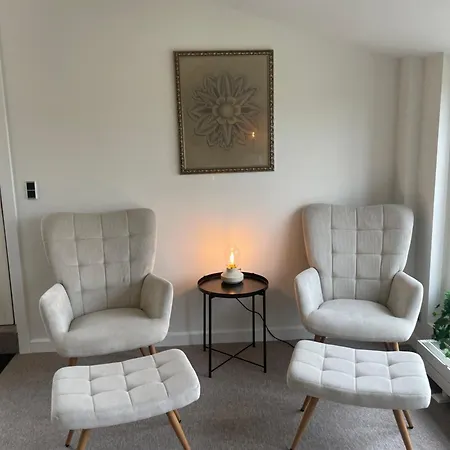In Countryside 3 Bedroom Apartamento